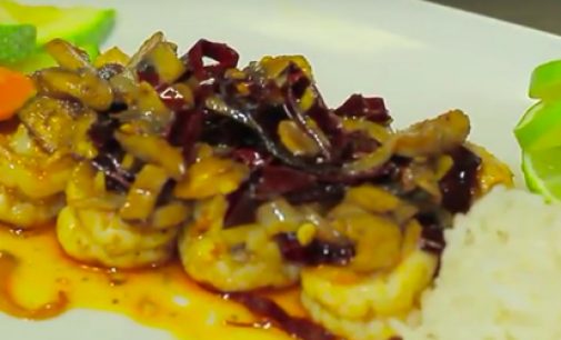 Camarones al Ajillo