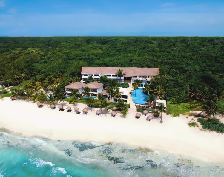 The Fives Hotels & Residences presenta The Beachfront by The Fives Hotels